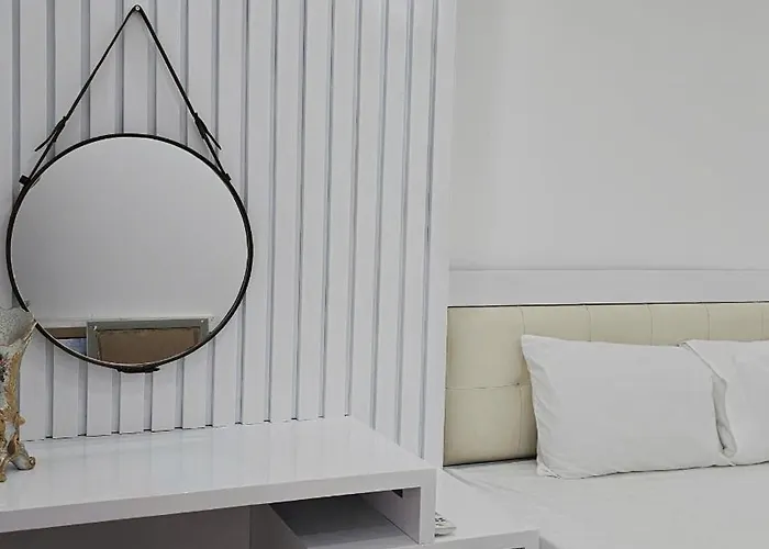 Apartment Newlife Tower- By Greenbay Premium Bay