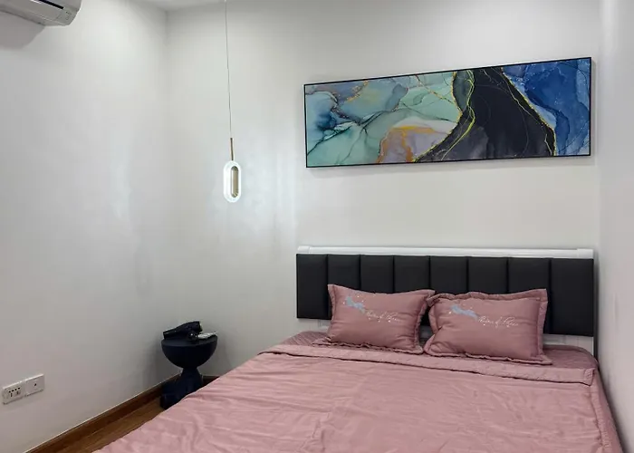 Apartment Newlife Tower- By Greenbay Premium Bay