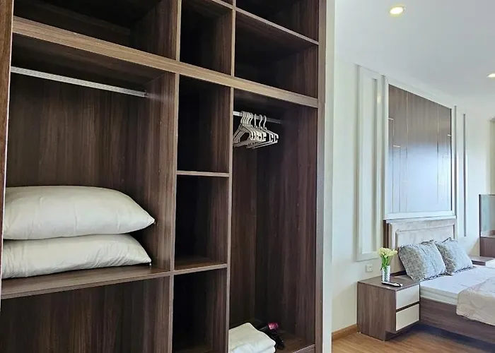 Apartment Newlife Tower- By Greenbay Premium Bay